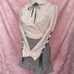 **MOVING SALE** Ank Rouge tie sleeves sweater